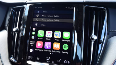 New Volvo XC60 - Apple CarPlay
