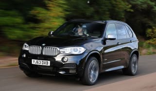 BMW X5 M50d Front action