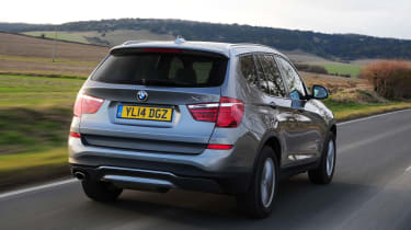 BMW X3 - rear tracking