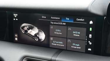 Porsche Taycan facelift - infotainment