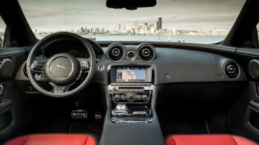 Jaguar XJR interior