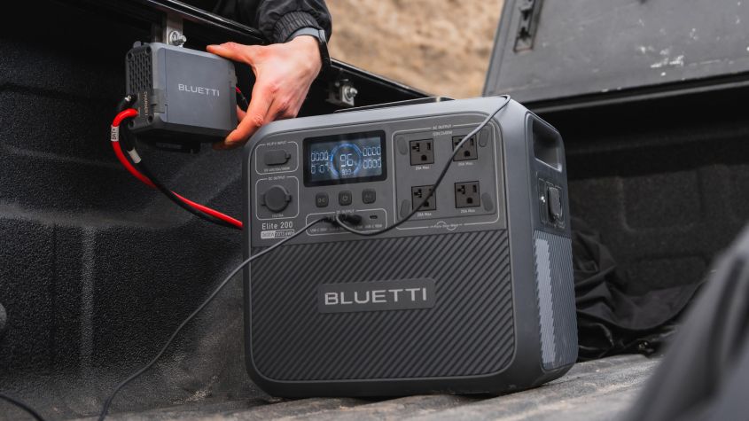 image of "Bluetti Elite 200 V2 portable power pack review"