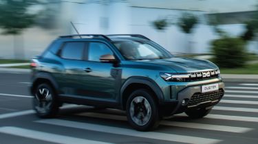 New Dacia Duster pick-up - front tracking 