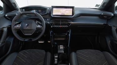 Peugeot e-2008 - cabin