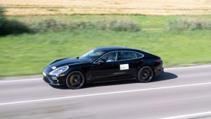 Porsche%20Panamera%20prototype-13.jpg
