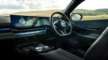 BMW i5 eDrive40 M Sport - dash