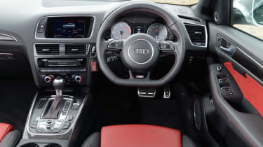 Audi SQ5 dashboard