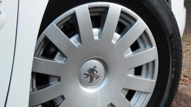 Peugeot 207 Oxygo+ wheel
