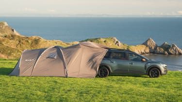 Dacia Jogger - sleep and tent accessory pack 