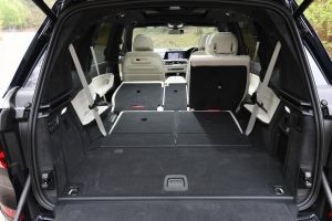 BMW X7 - boot