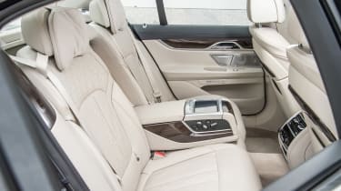 New BMW 7 Series 2015 rear seats