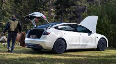 Tesla Model 3 Standard - rear