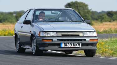 Toyota AE86 - front cornering