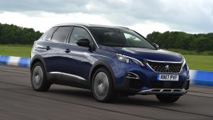 Used Peugeot 3008 Mk2 - front tracking
