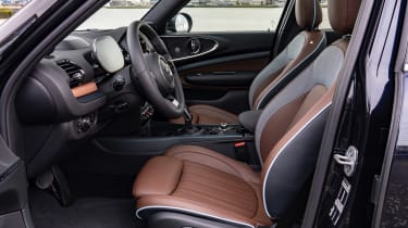 MINI Clubman Final Edition - front seats