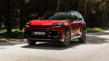 Toyota RAV4 - front tracking