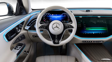 Mercedes E-Class - dash
