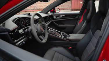 Porsche Panamera GTS - interior