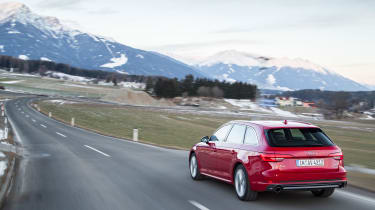 Audi A4 quattro rear tracking