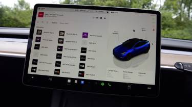 Tesla Model Y - infotainment screen