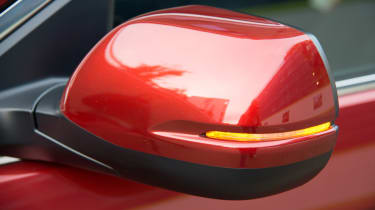 Honda CR-V 2.0-litre petrol 2WD SE detail