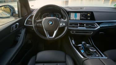 BMW iX5 Hydrogen - dash
