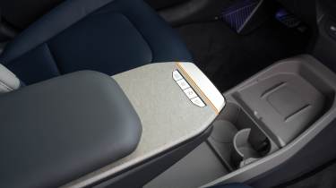 Kia EV3 - centre console