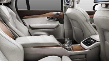 Volvo XC90 Excellence - rear seats