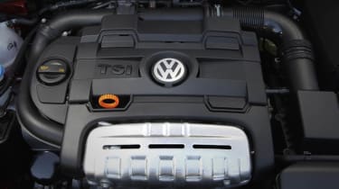 VW Golf Cabriolet engine