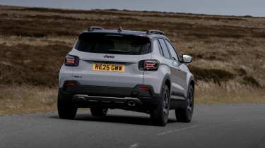 Jeep Avenger The North Face Edition - rear cornering