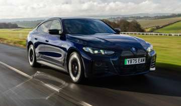 BMW i4 M60 - front tracking