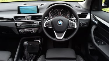 BMW X1 2016 - interior