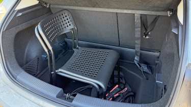 MG4 Urban - seat in the boot