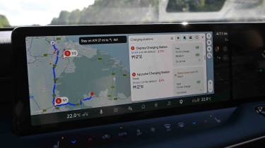 Nissan Leaf - route planing navigation screen