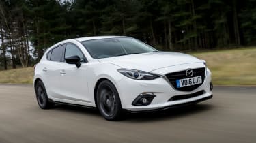 Mazda 3 Sport Black - front tracking 2