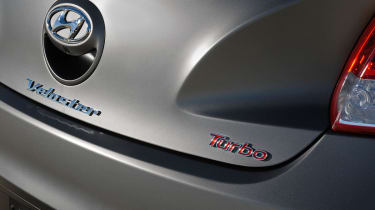 Hyundai Veloster Turbo badge