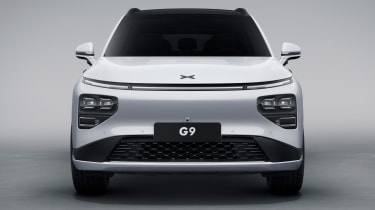 Xpeng G9 - full front