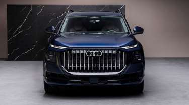 Audi Q9 - full front