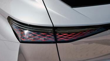 DS No4 E-Tense - rear light