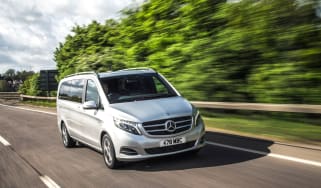 Mercedes V-Class - driving front