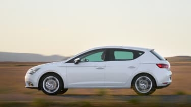 SEAT Leon badge