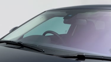 Used Range Rover Evoque - windscreen