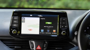 Hyundai i30 Fastback infotainment