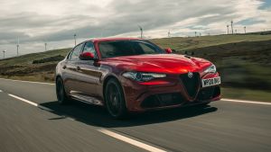 Alfa%20Romeo%20Giulia%20Quadrifoglio%202020%20-18.jpg