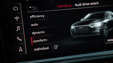 Audi S8 - drive mode
