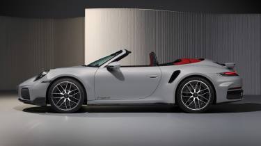 Porsche 911 Turbo S Cabriolet - side