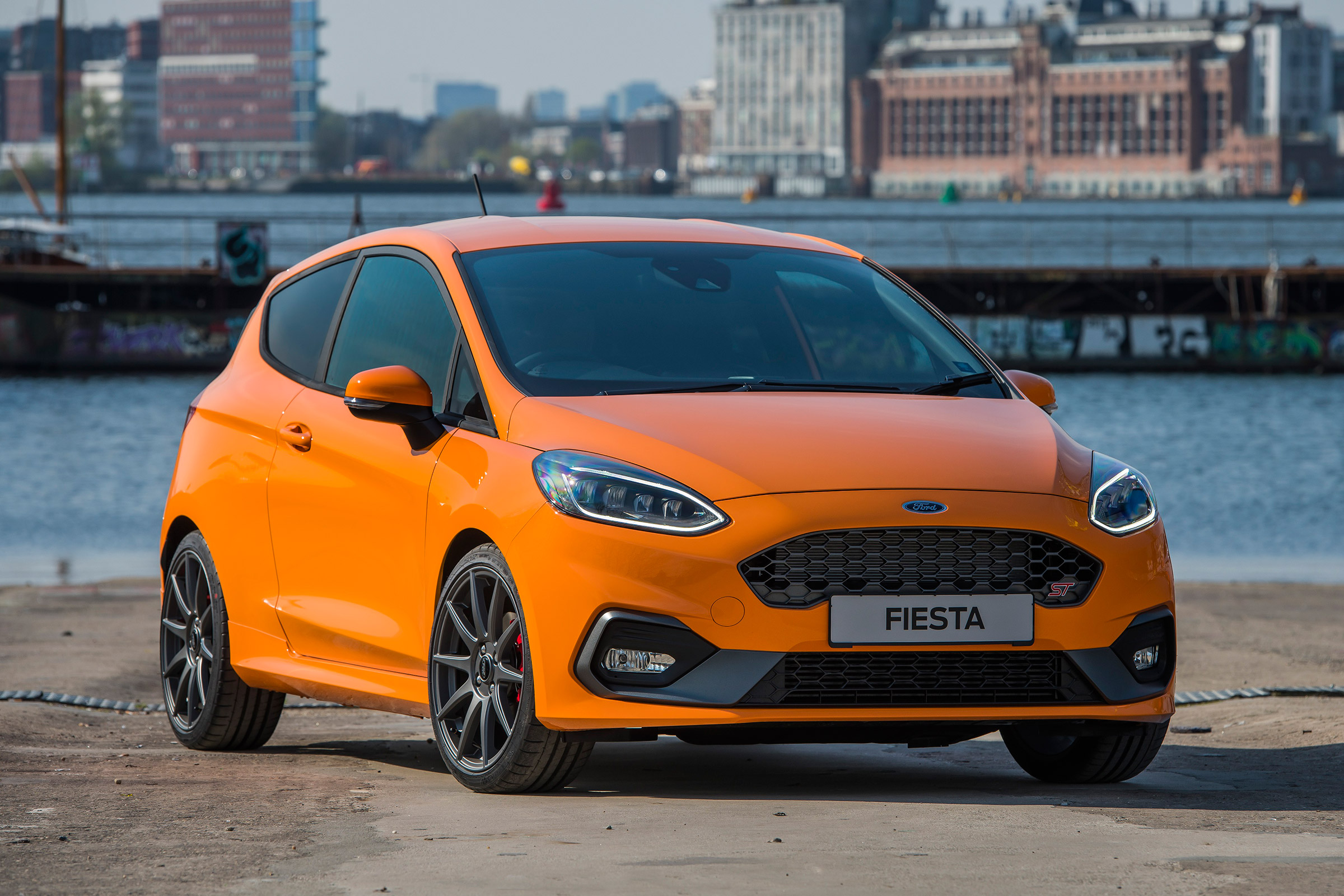 New rangetopping Ford Fiesta ST Performance Edition revealed Auto