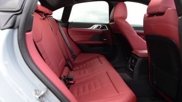 BMW i4 - rear seats