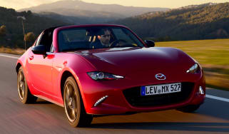 Mazda MX-5 RF 2017 - front tracking