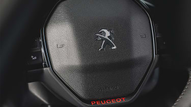 Peugeot 208 Rallye - steering wheel airbag cover